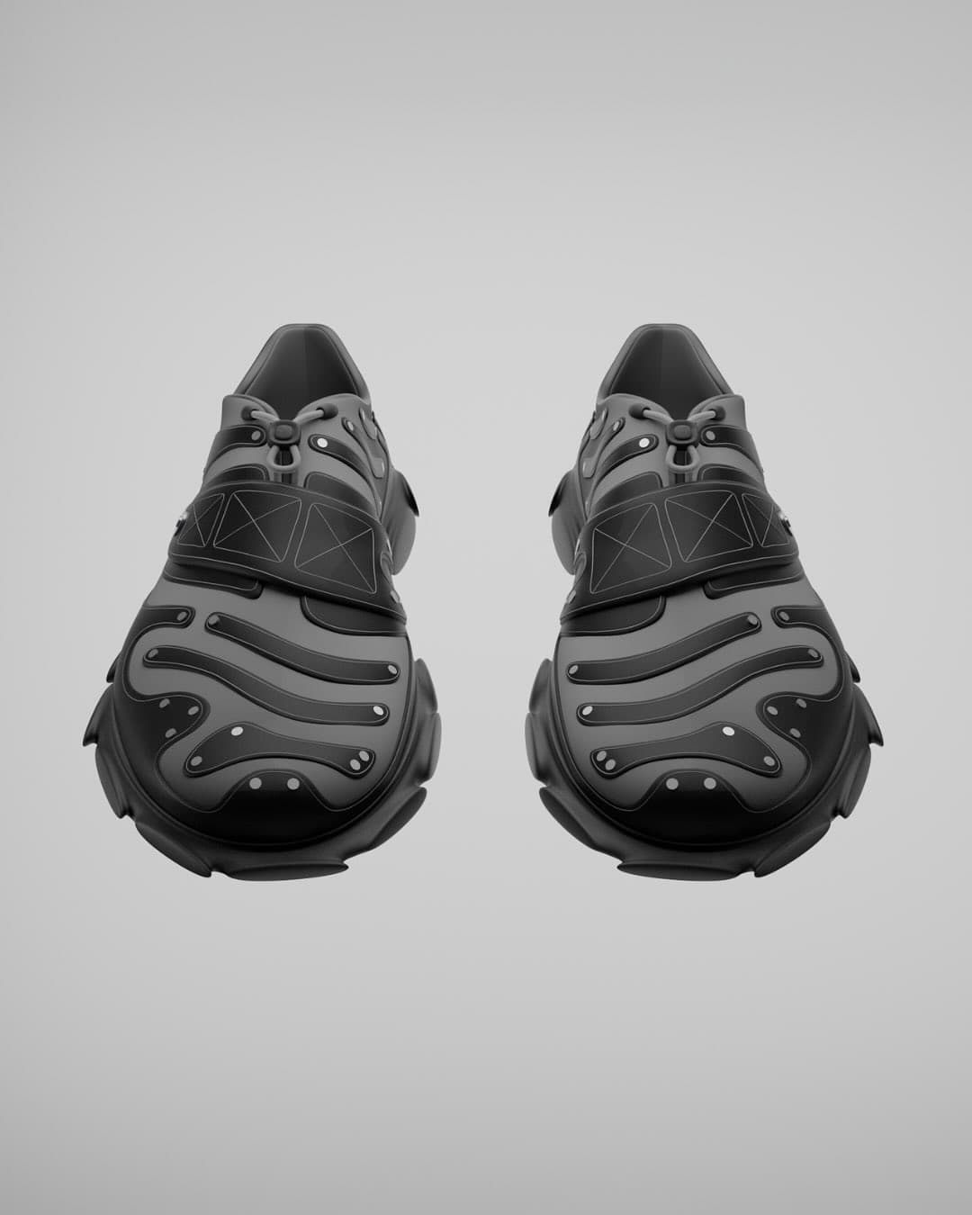 MODUS pair front-on, plated toe panels and toggle lace